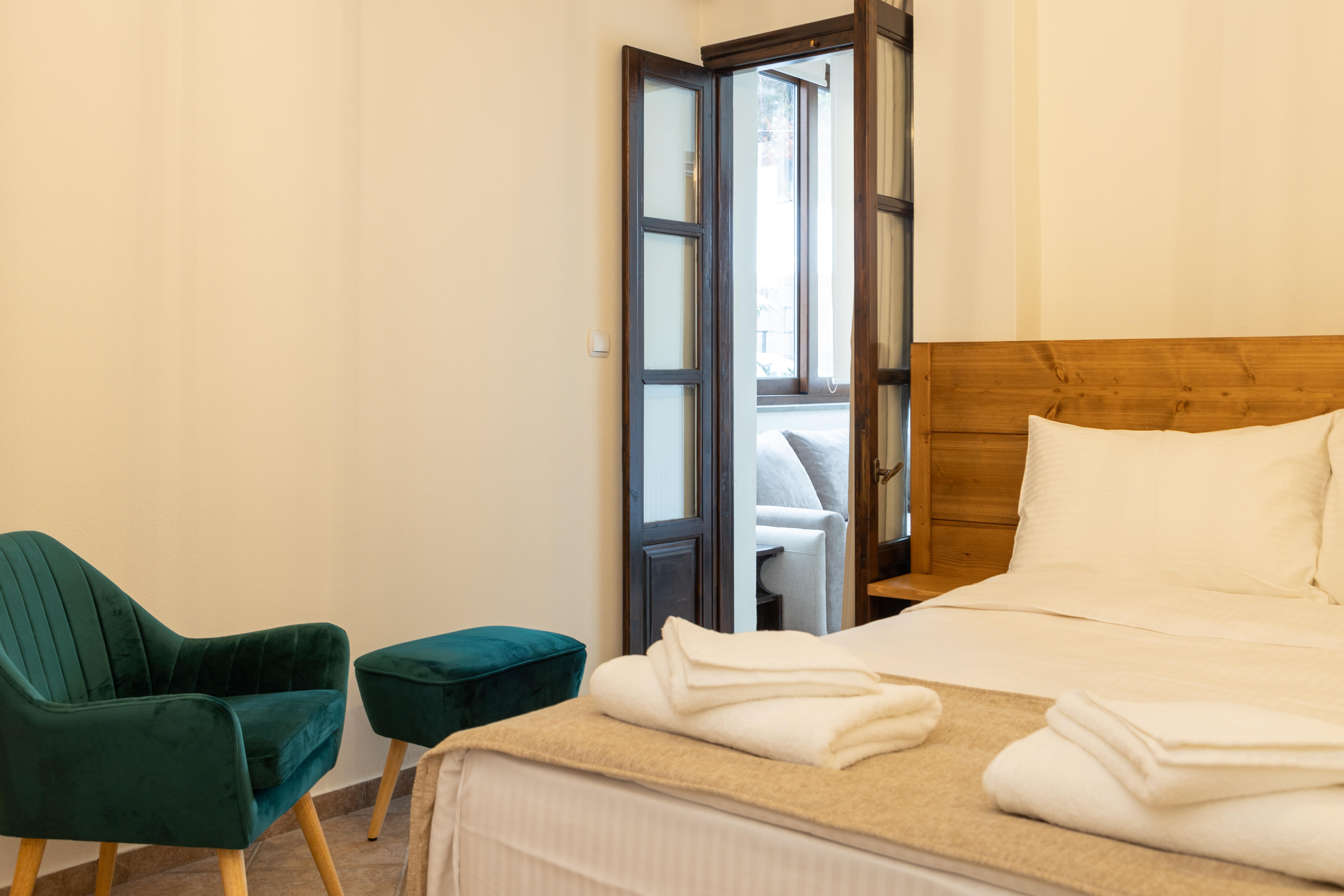 Hotel Katafigio Eláti Екстериор снимка