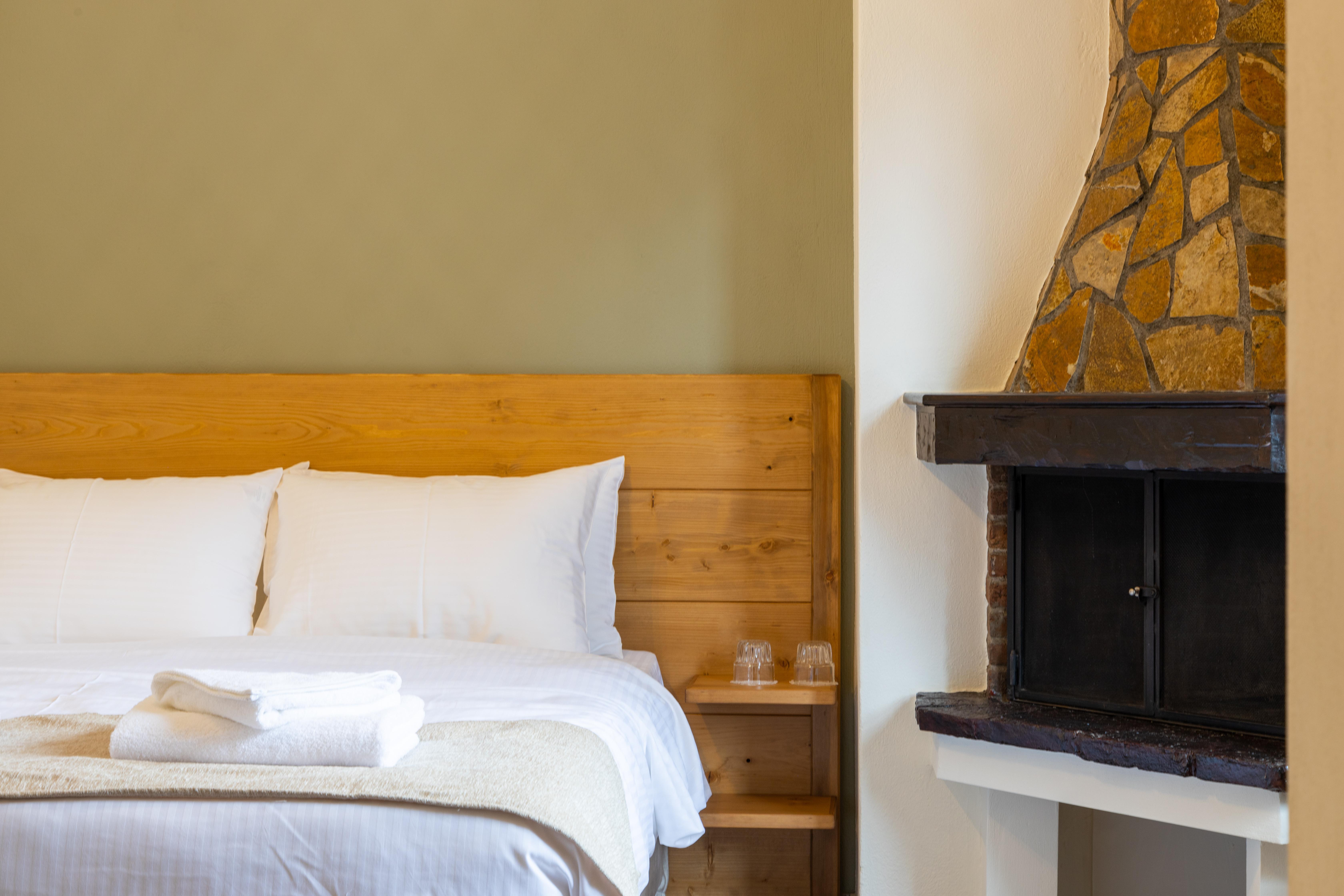 Hotel Katafigio Eláti Екстериор снимка