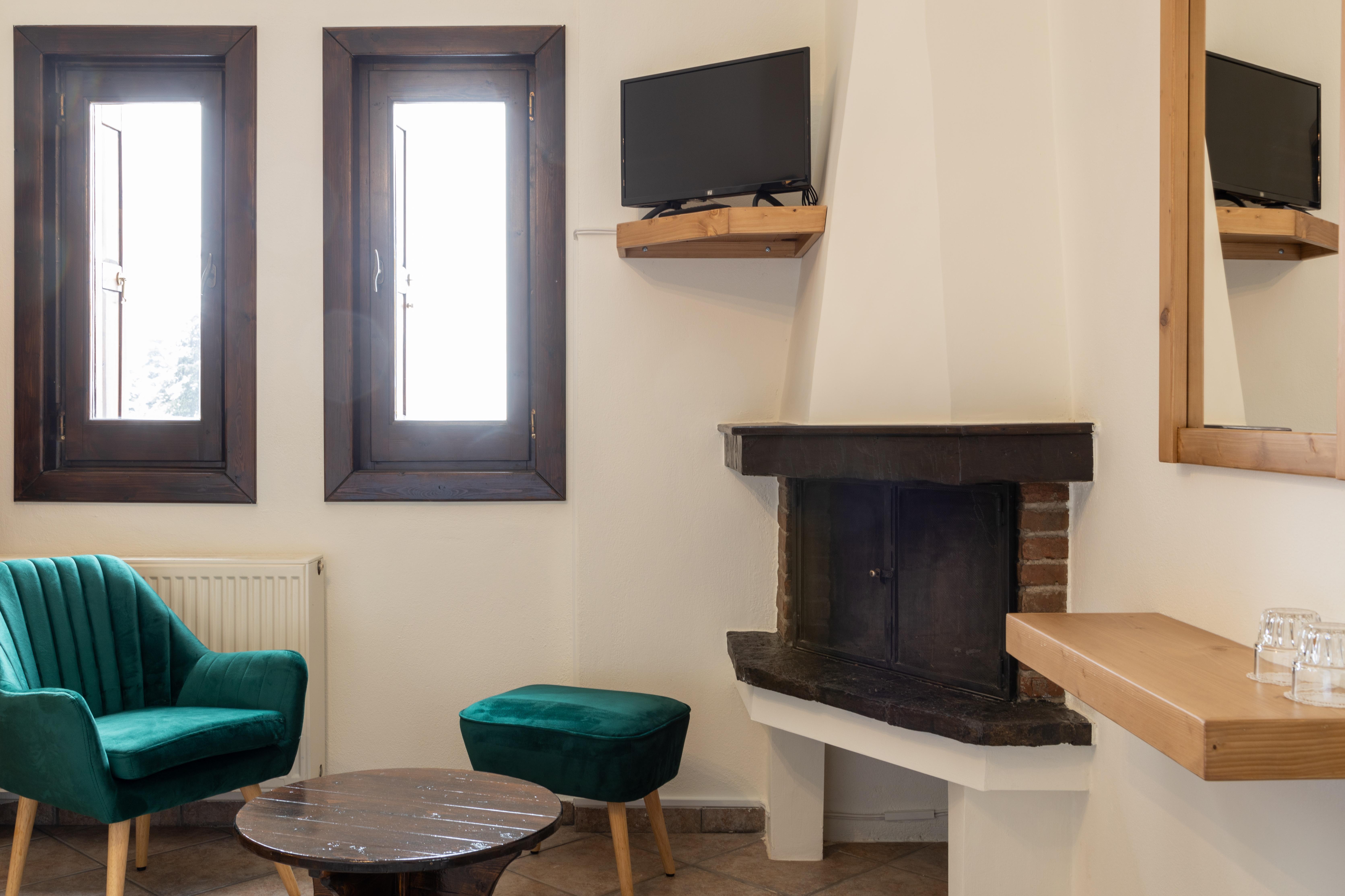 Hotel Katafigio Eláti Екстериор снимка