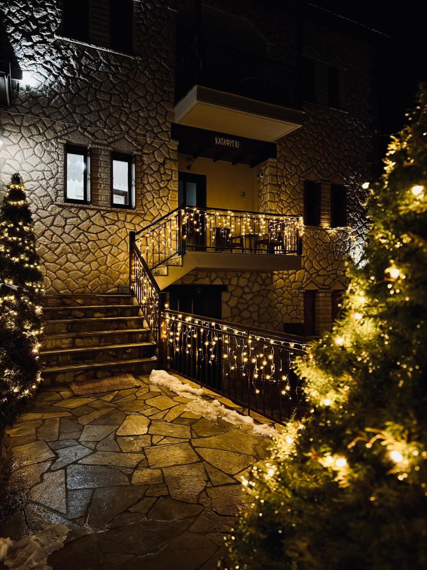 Hotel Katafigio Eláti Екстериор снимка